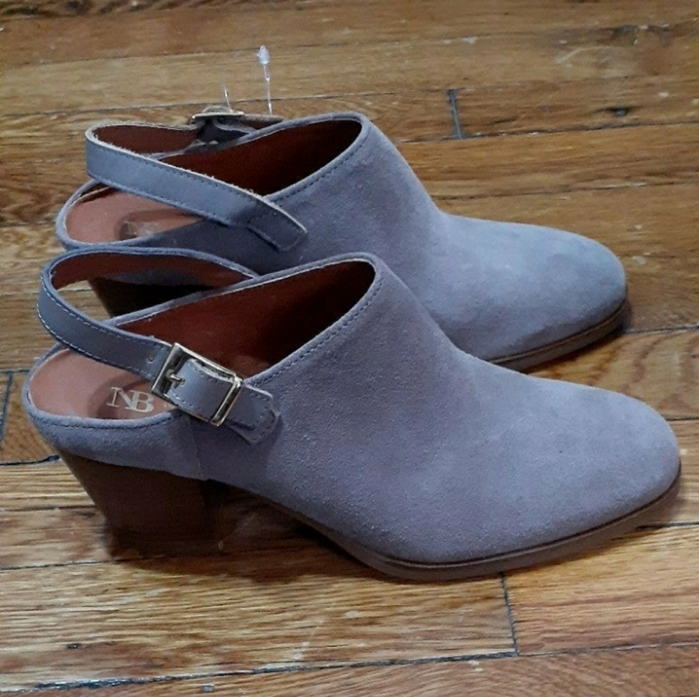 Natalia Blanco Open Back Suede shoes fits size 7.5